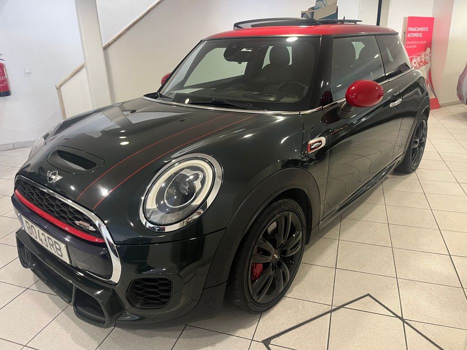 MINI 3 Portas John Cooper Works Auto Desportiva