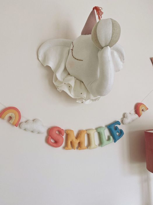 Girlanda dziecięca Smile kolorowa dekoracja do pokoju dziecięcego