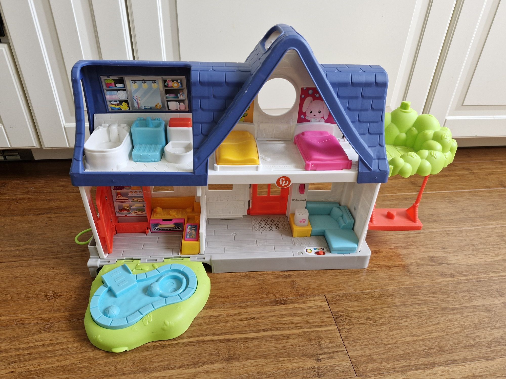 Fisher Price Wesoły domek Małego Odkrywcy (HCJ65) mattel