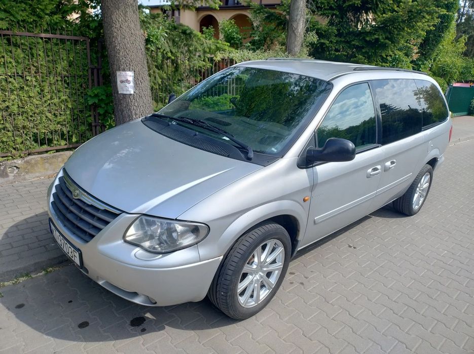 Chrysler Grand Voyager Chrysler Grand Voyager 3,3 benzyna+lpg 2005 rok