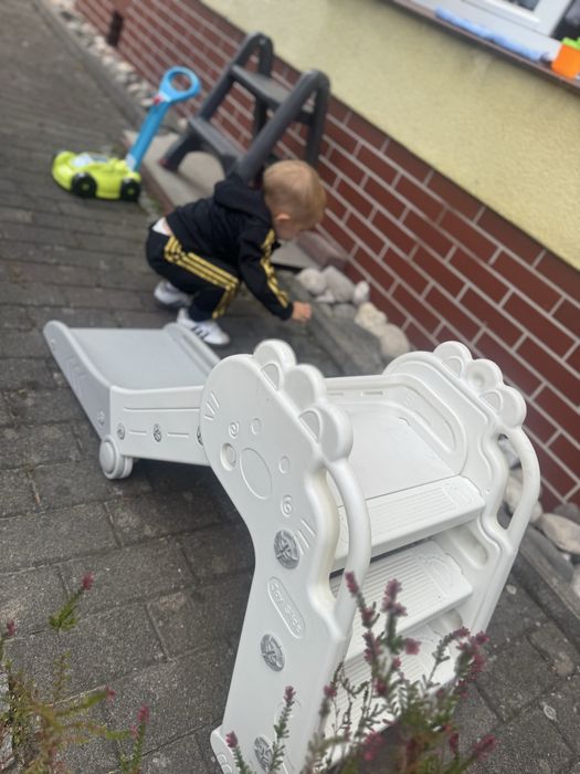 Zjezdzalnia dla maluchow skladana do domu / na ogrod