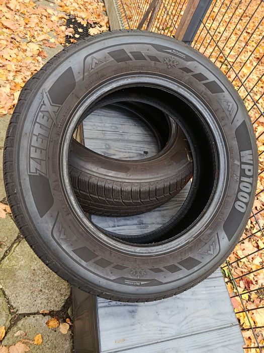 2 opony 215/65R16 zimowe Zeetex. Świetny stan. Cena za szt.