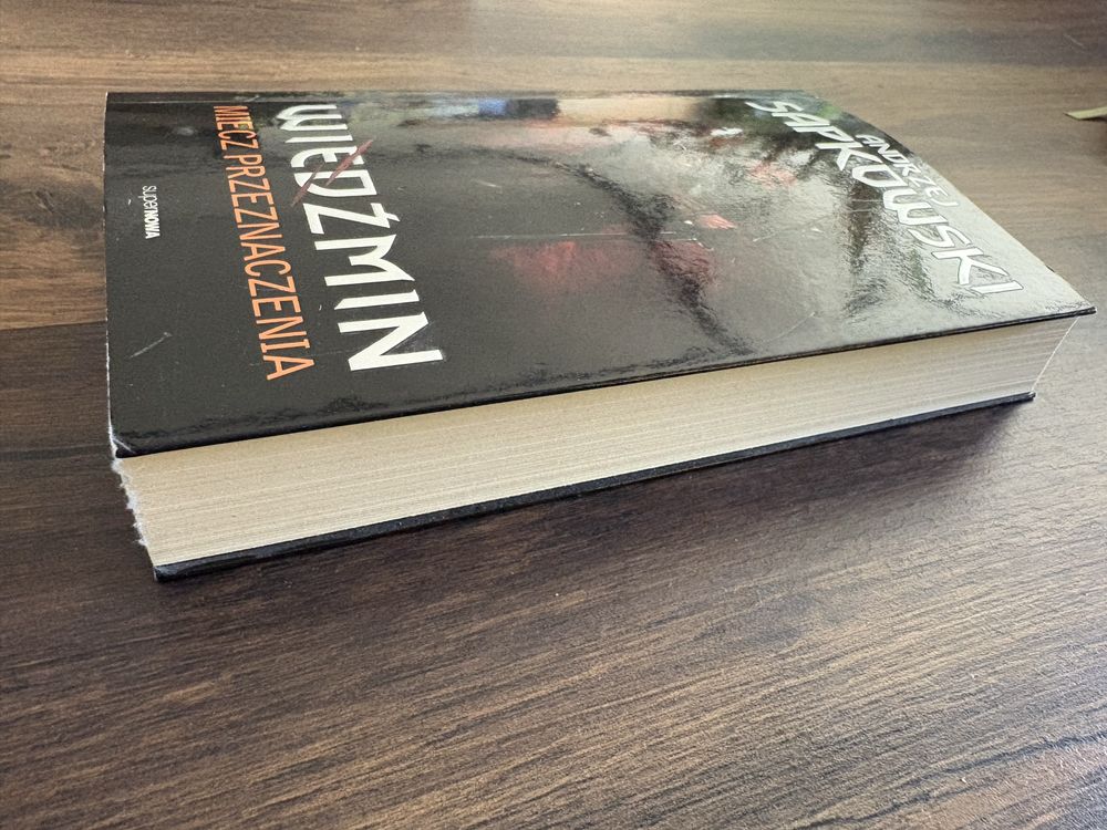 Wiedźmin - miecz przeznaczenia - Andrzej Sapkowski - super stan