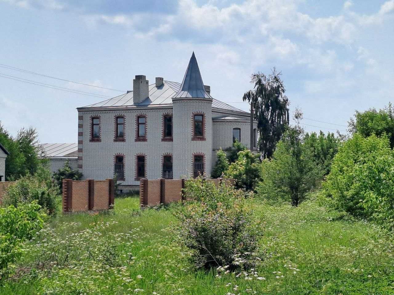 Продаж будинку. Броварський район. Площа - 465 м.Ділянка 21 сотка.