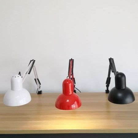 Лампа на стіл з кріпленням на струбцині