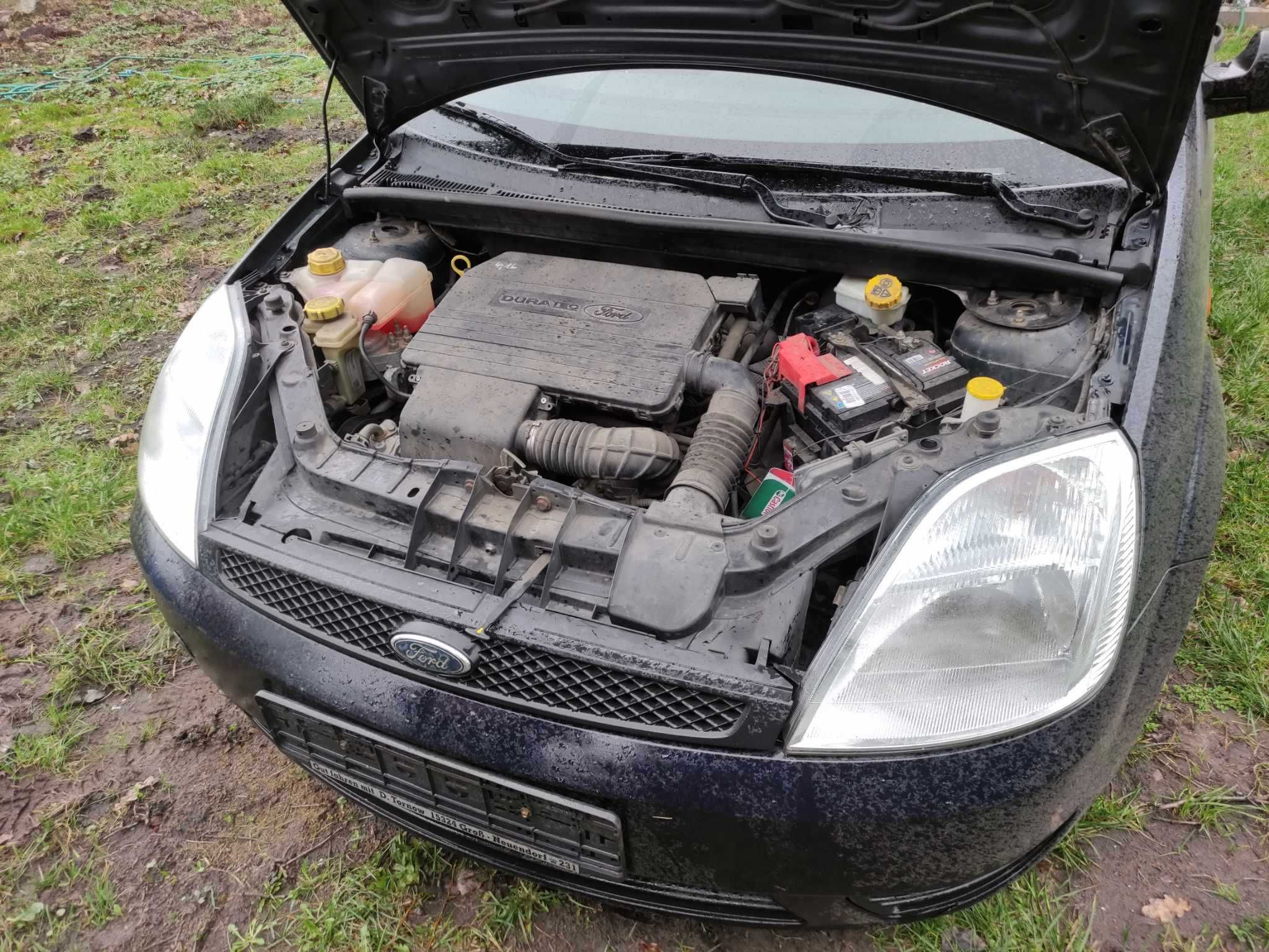 Ford Fiesta 2005, super zadbany przez kobiety, oddam w dobre ręce