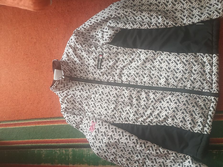 Куртка everlast размер M +-