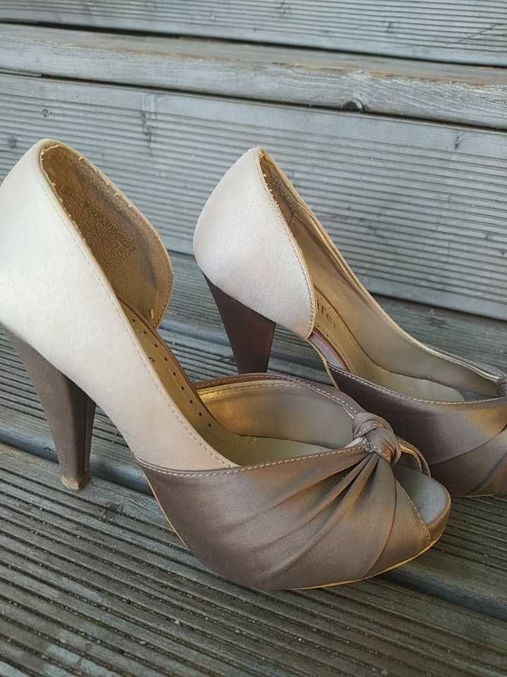 Buty czółenka satynowe rozm 36