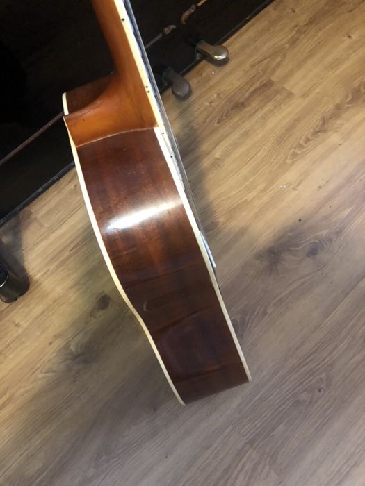 Акустична гітара Red Hill