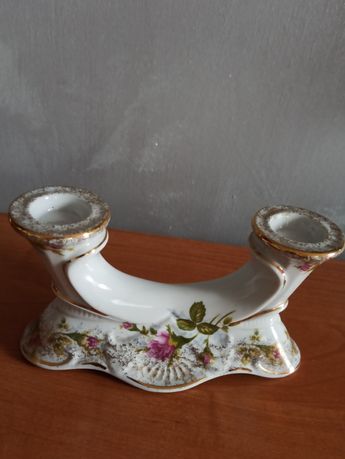 Elegancki świecznik porcelanowy Chodzież