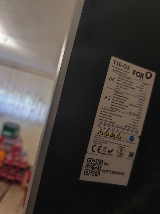 Trójfazowy falownik SERII T 12KW