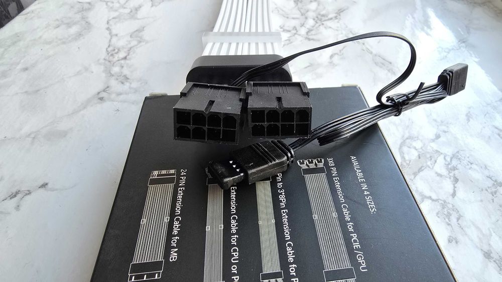 Новий кабель живлення з ARGB для RTX 4000 серії  12+4 pin to 8+8 pin