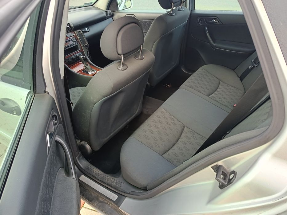 Mercedes C klasa 2.2 CDI automat