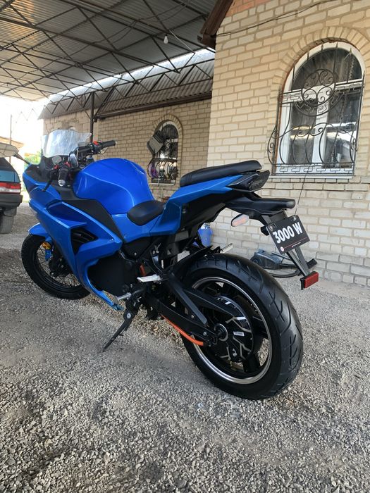 Продам Электроскутер мотоцикл 3000w