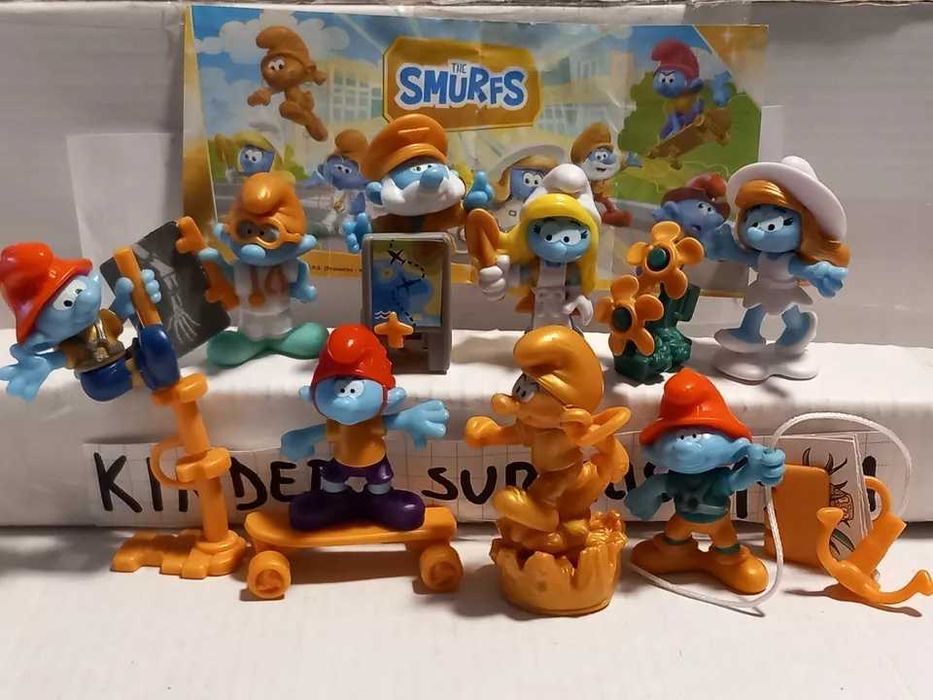 Lote Nº4 Kinder Bonecos