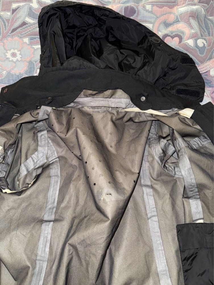 Куртка пальто Prada gore tex S-M
