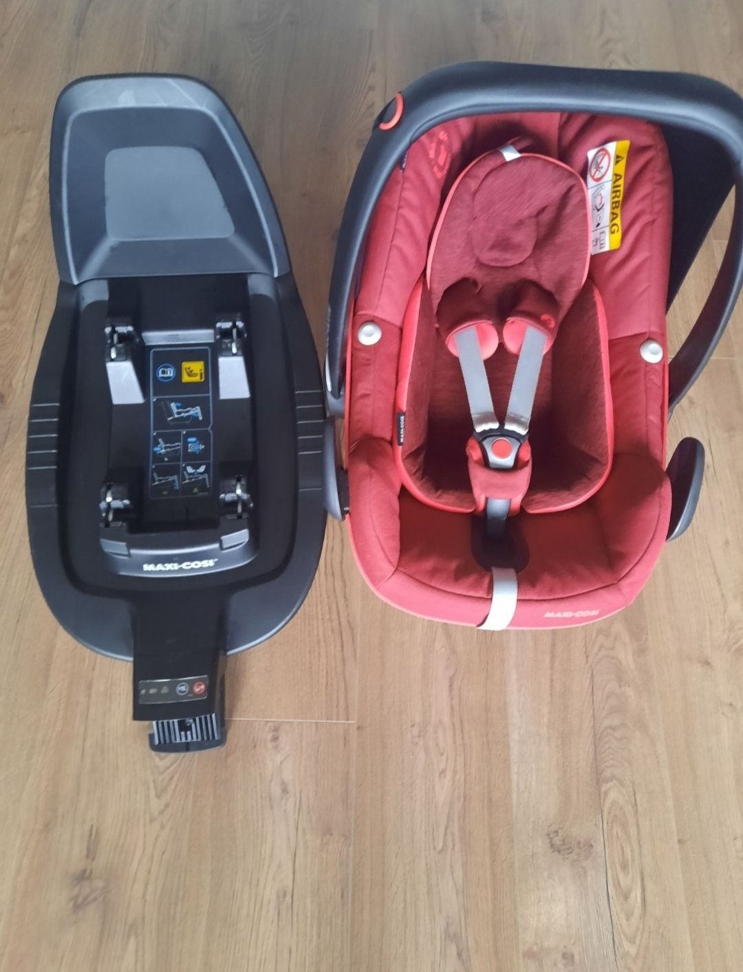 MAXI COSI PEBBLE PRO i-Size fotelik 0-13kg z baza Familyfix 3