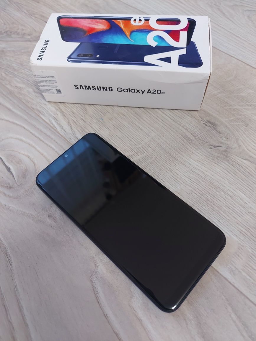 Samsung Galaxy A20e Blue bez simlocka