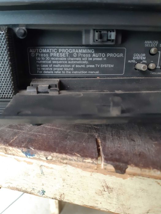 Продам телевизор  Sony Trlnltron. KV2184MT.