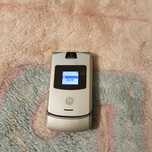 Motorola  v3 dla seniorow,bez simlocka,menu pl.