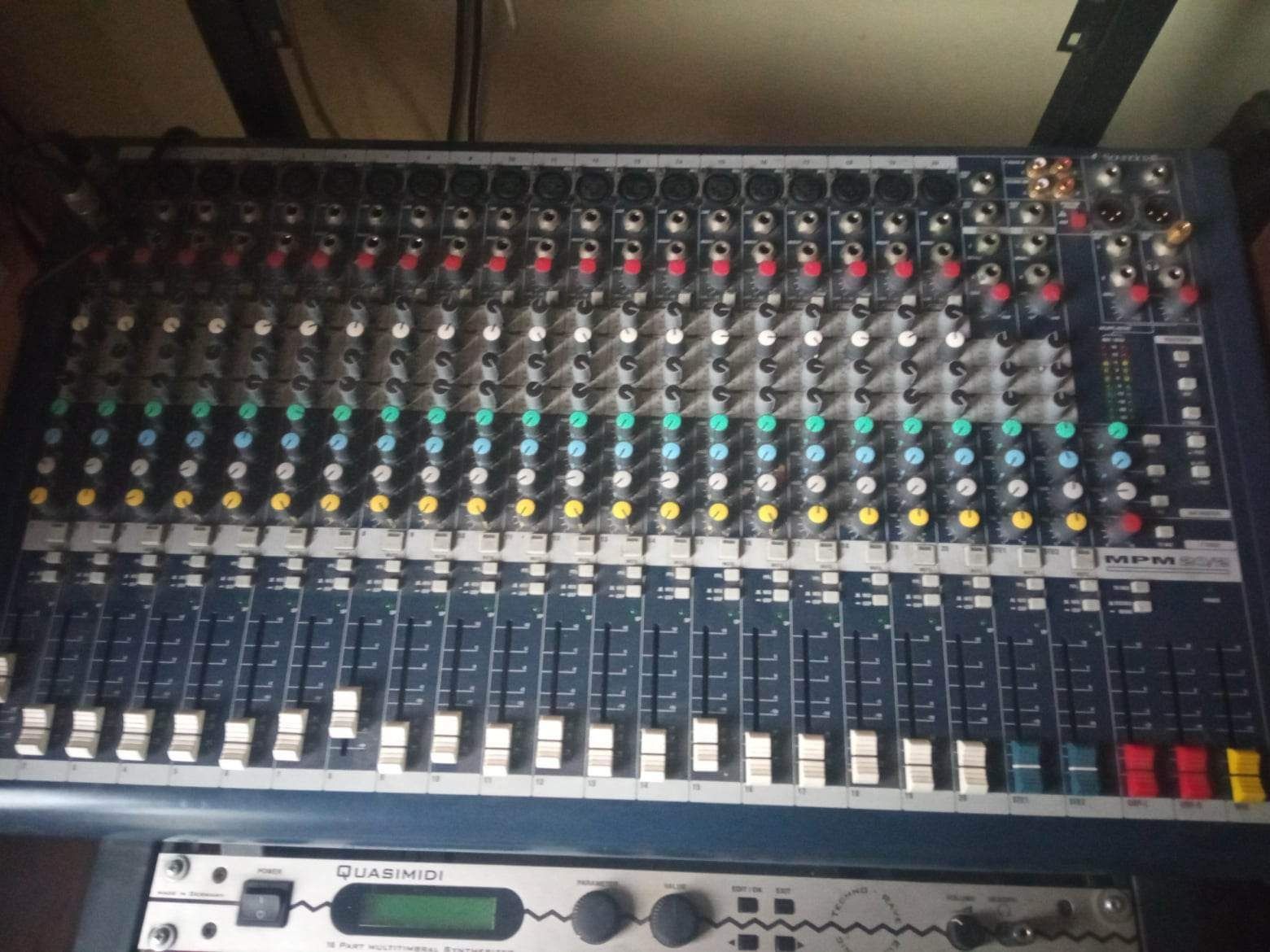 Soundcraft MPM 20/2 analogowy mikser audio