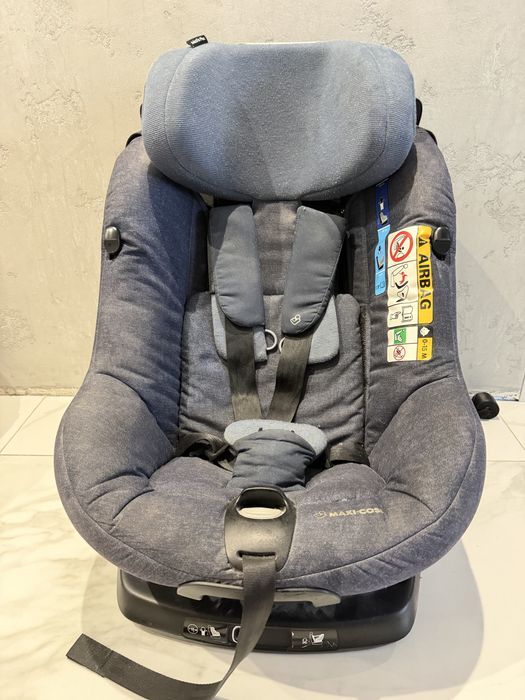 Автокрісло Maxi-cosi