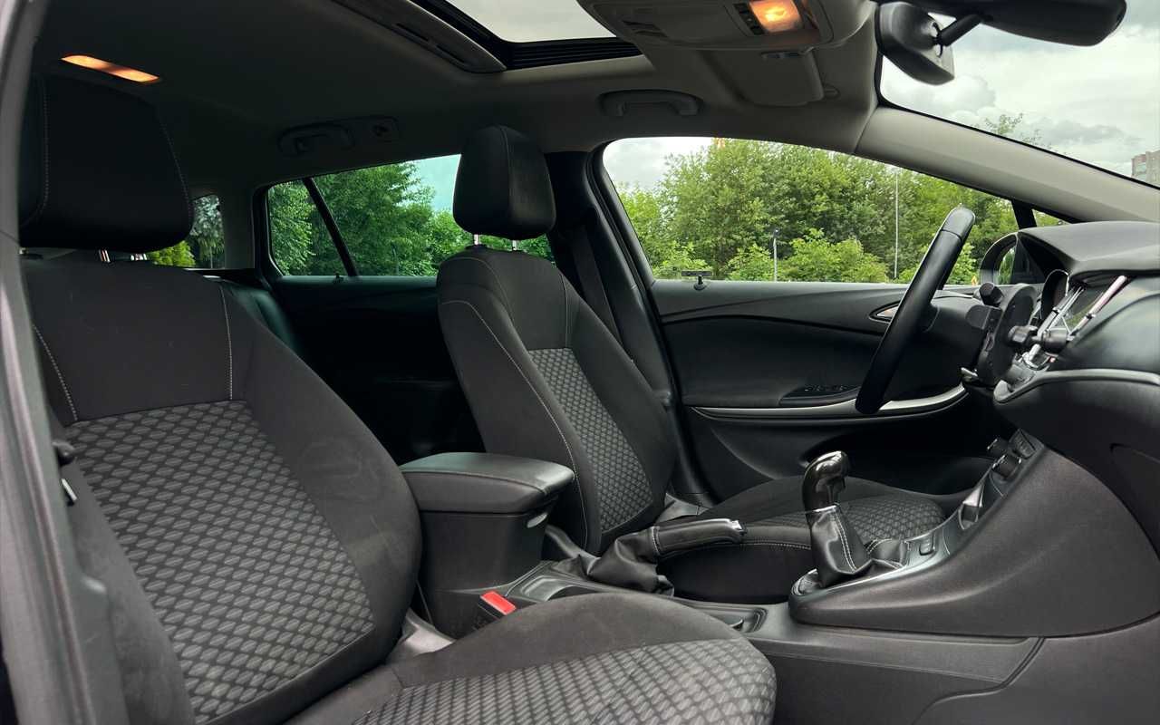 Opel Astra  2018