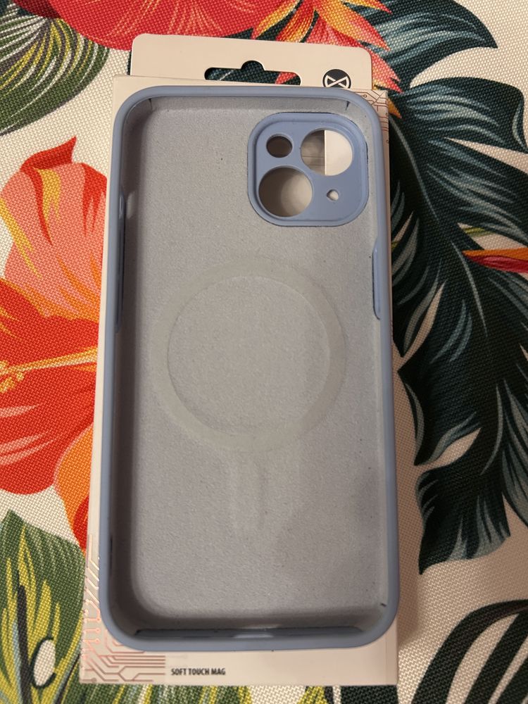 ETUI plecki iphone 14