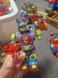 SUPER ZINGS ROBOT kid fury figurka