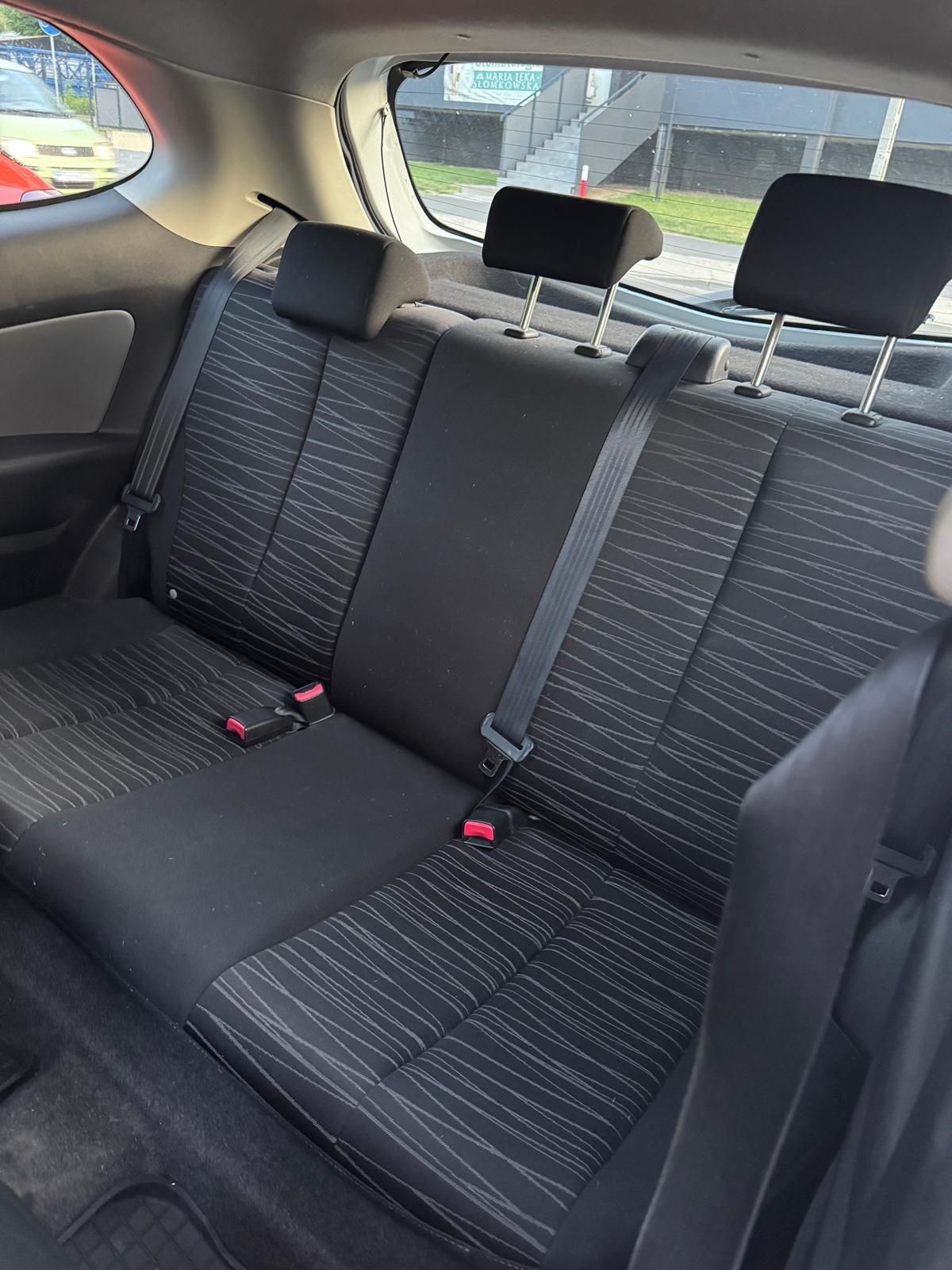 Mazda 2 1.3 Benzyna 75KM Biała Perła Klima Elektryka