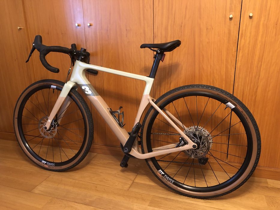 Gravel 3T Racemax , Tamanho S Rodas DT swiss 1800 spline  , Rival  11v