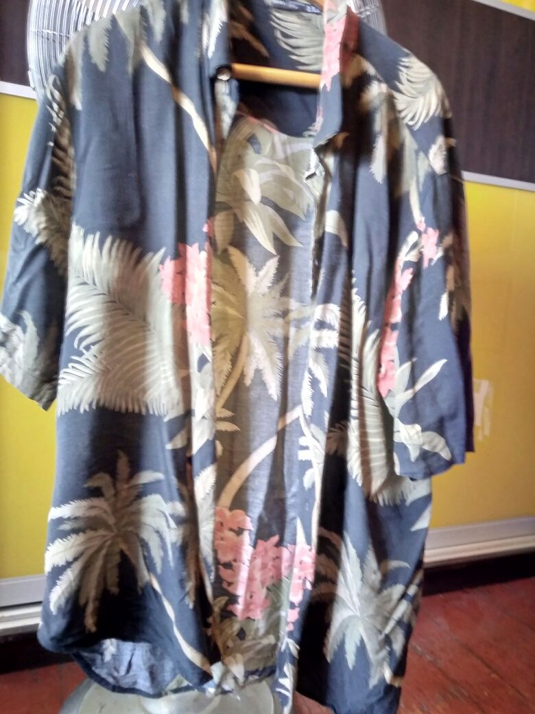 Летняя гавайская рубашка Bershka
