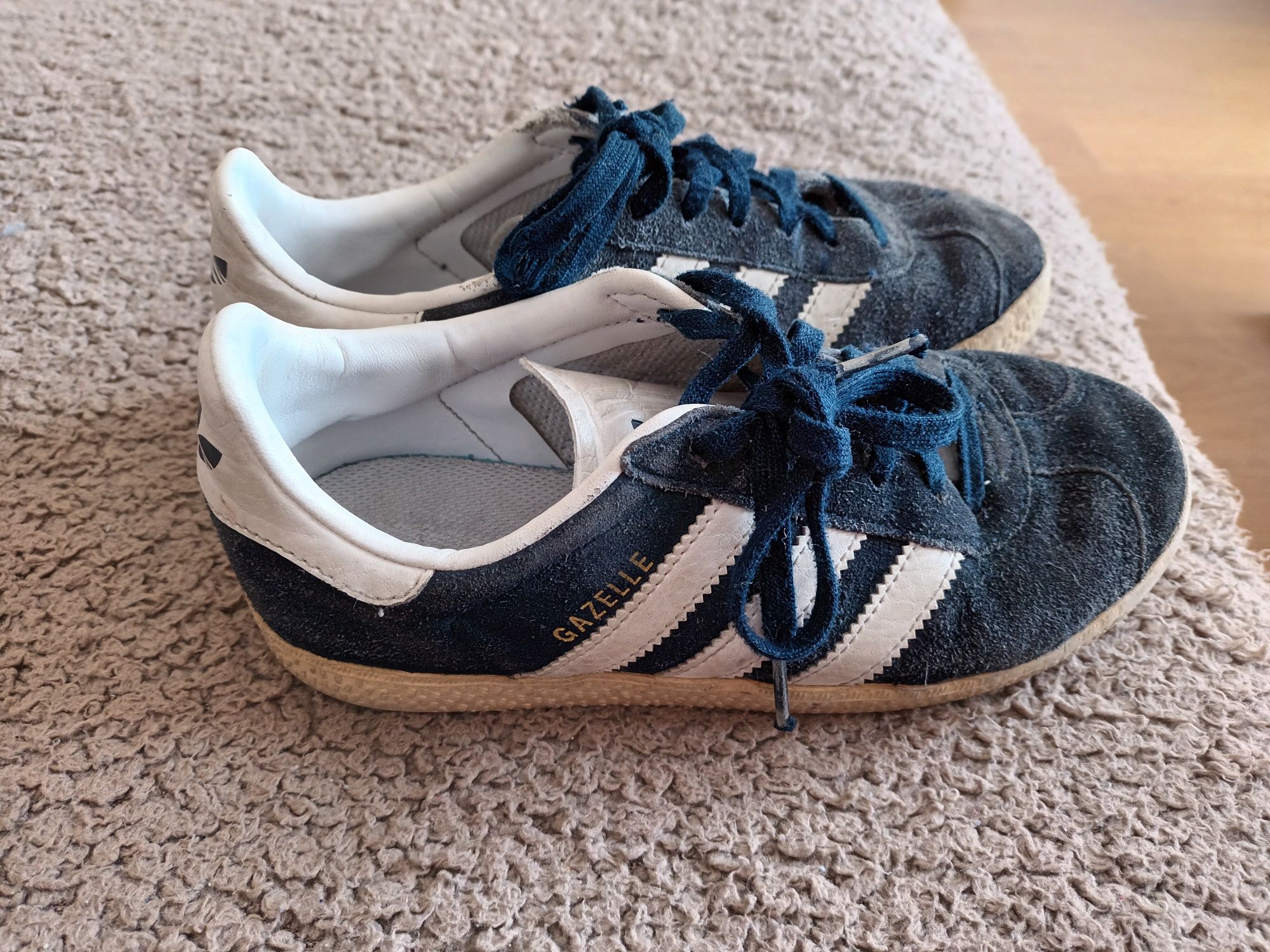 Tenis Adidas  Gazelle N.33