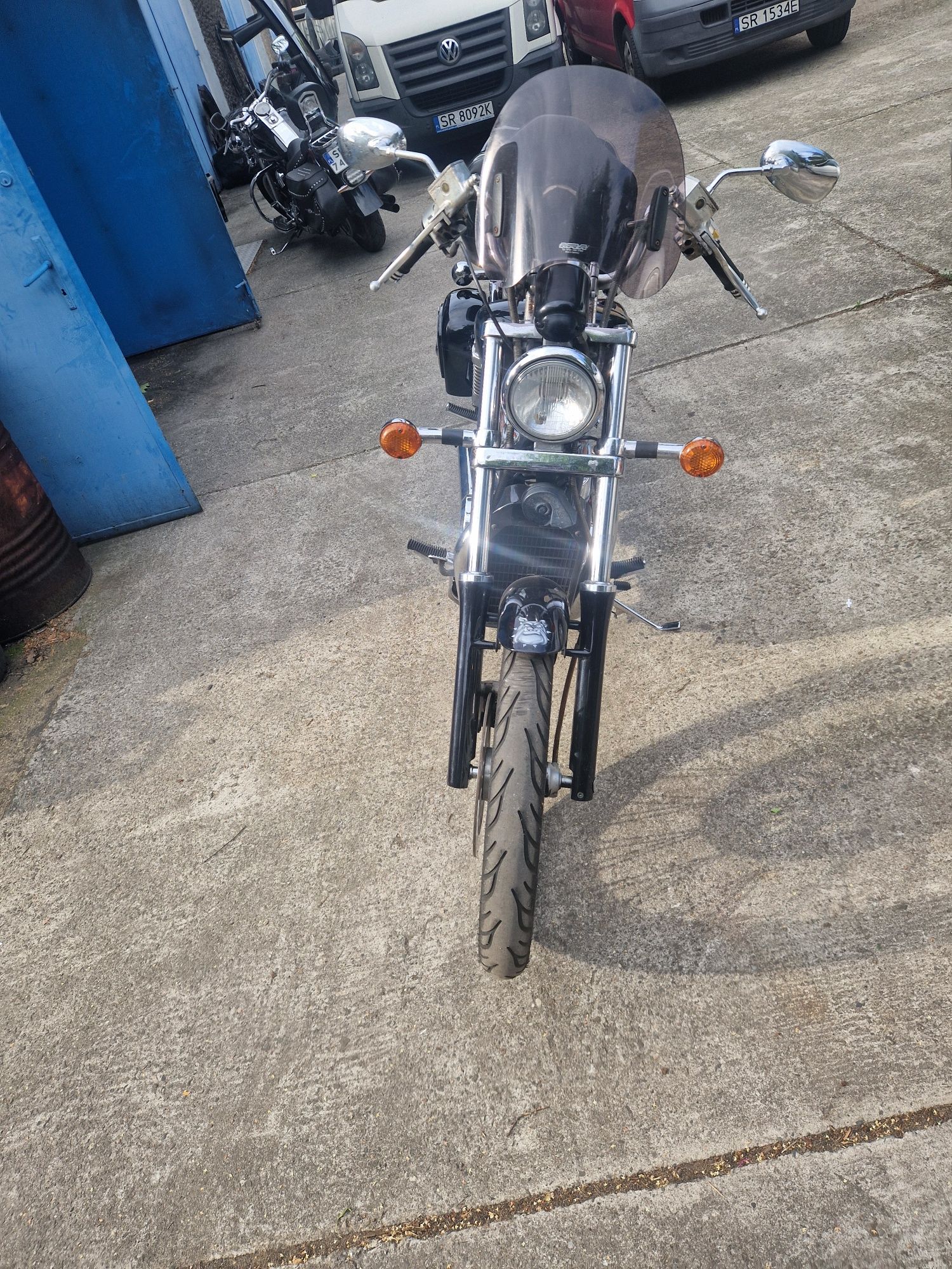Suzuki Intruder 800