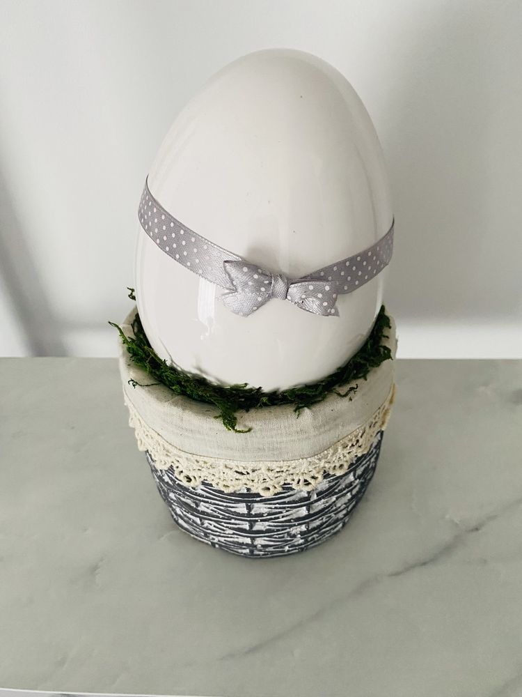 Ozdoba wielkanocna (jajko w doniczce)