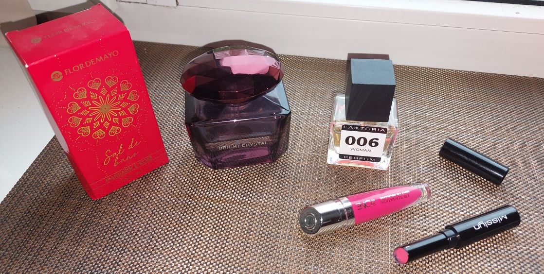 Zestaw wody perfumowane Nowe pomadki sól do kąpieli l