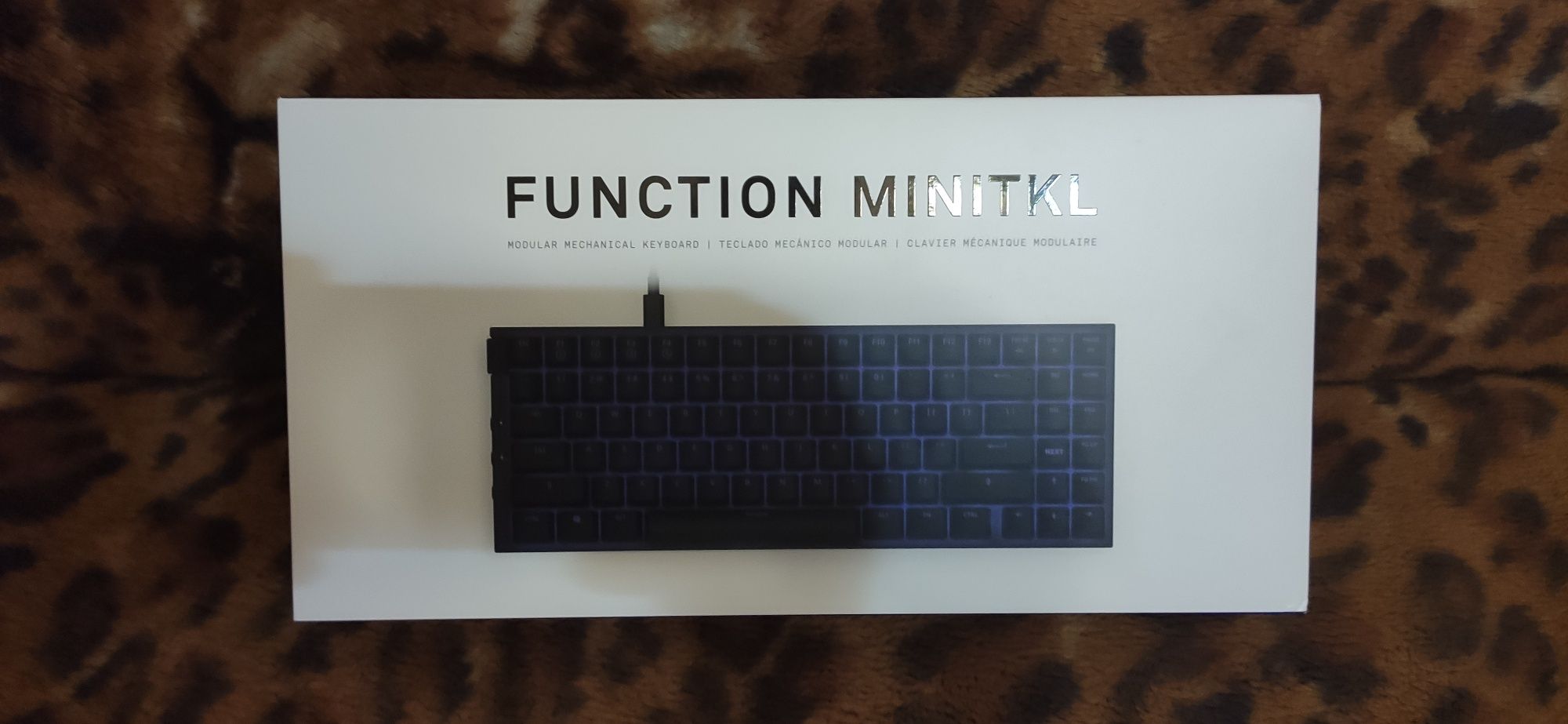 Клавіатура NZXT Compact Gateron Red Switches Layout Black (KB-175UK)