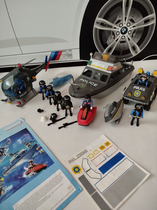 Playmobil. Полицейские наборы, машины инкассации, самолёт, мотоциклы.