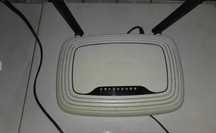 Router Linksys TL-WR841N