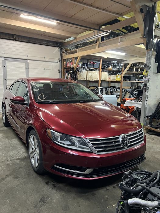 На розборку розборка двері капот фара бампер Passat CC Volkswagen CC