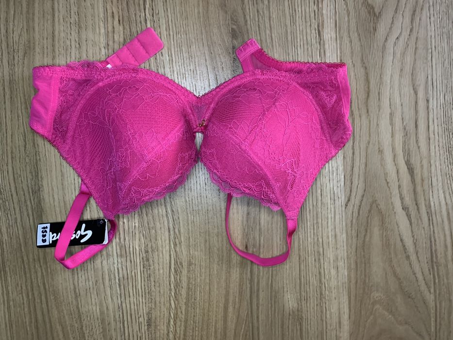 Biustonosz nowy 34DD 75E brytyjskiej firmy Gossard