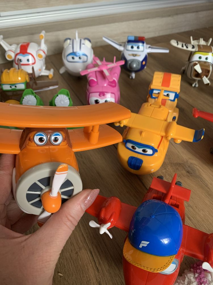 Super Wings samoloty składane. Komplet 14 samolotów.