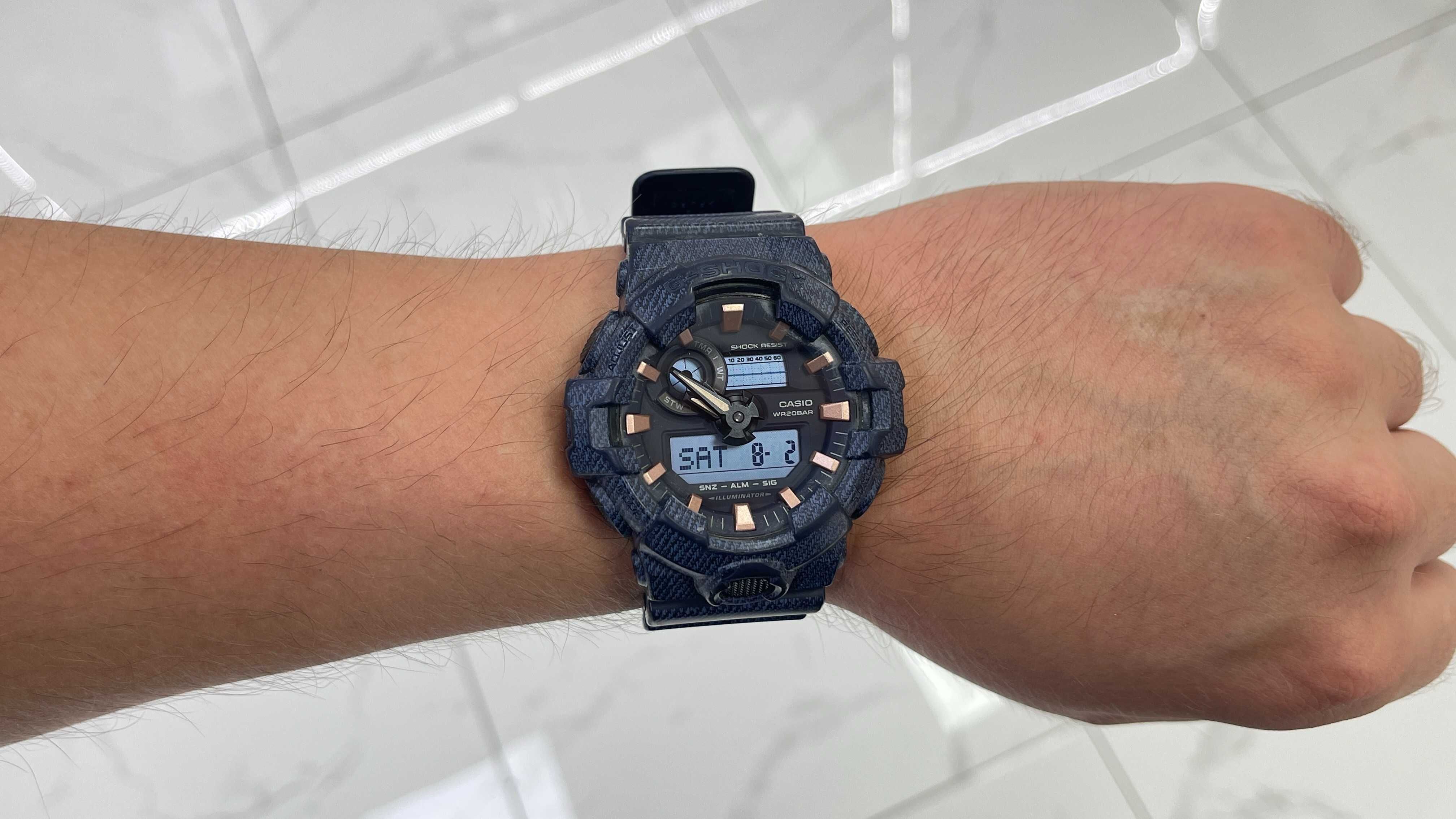 Zegarek Casio G-Shock GA-700DE