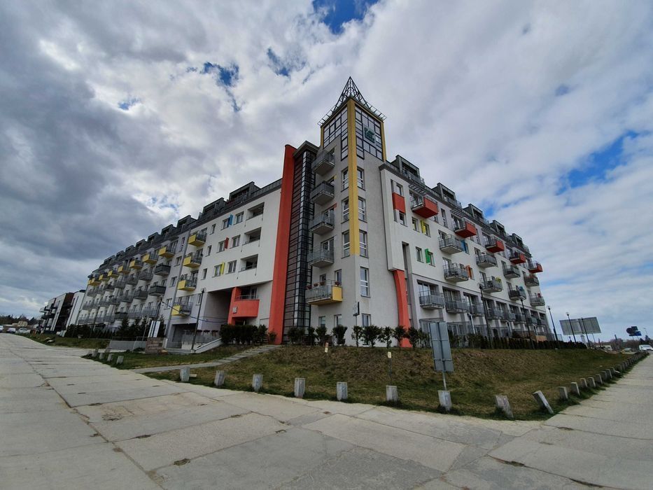 Słoneczna i przytulna kawalerka obok CH FORUM