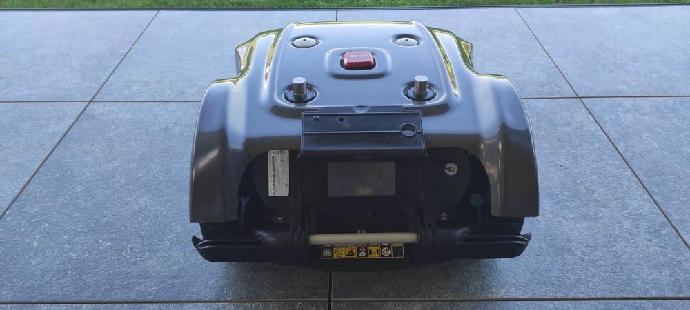 Kosiarka automatyczna Ambrogio L250i - Stiga Autocilp Robot koszący
