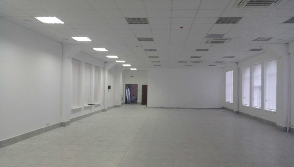 Сдам 570 м.кв район "Привоза"