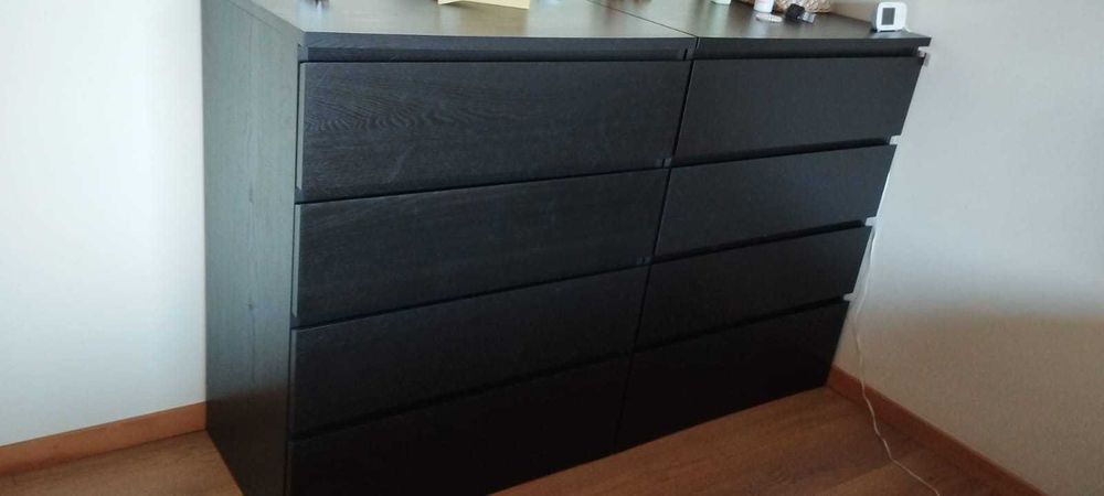 Duas cómodas MALM IKEA pretas