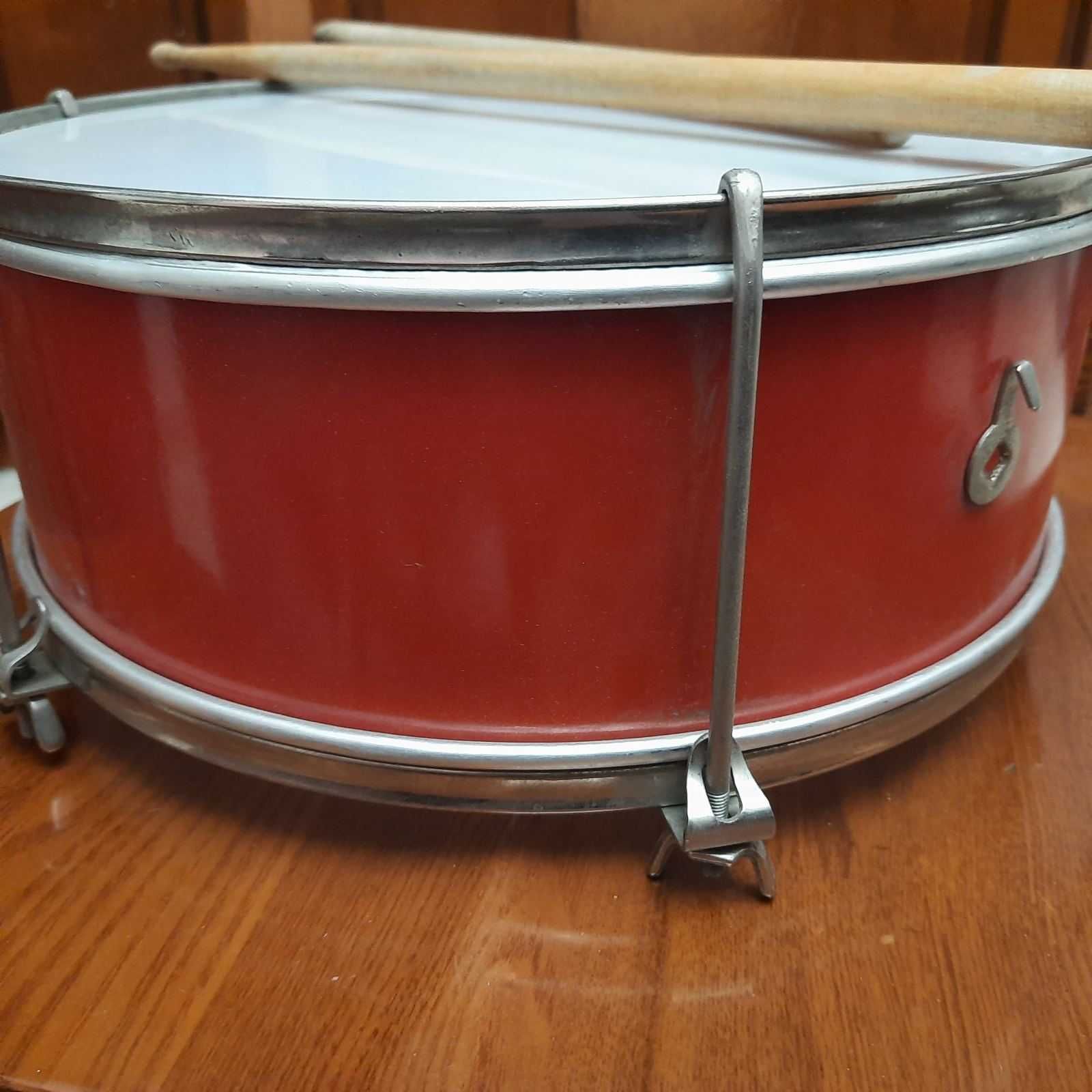 оригинальный  пионерский барабан СССР в отличном состоянии