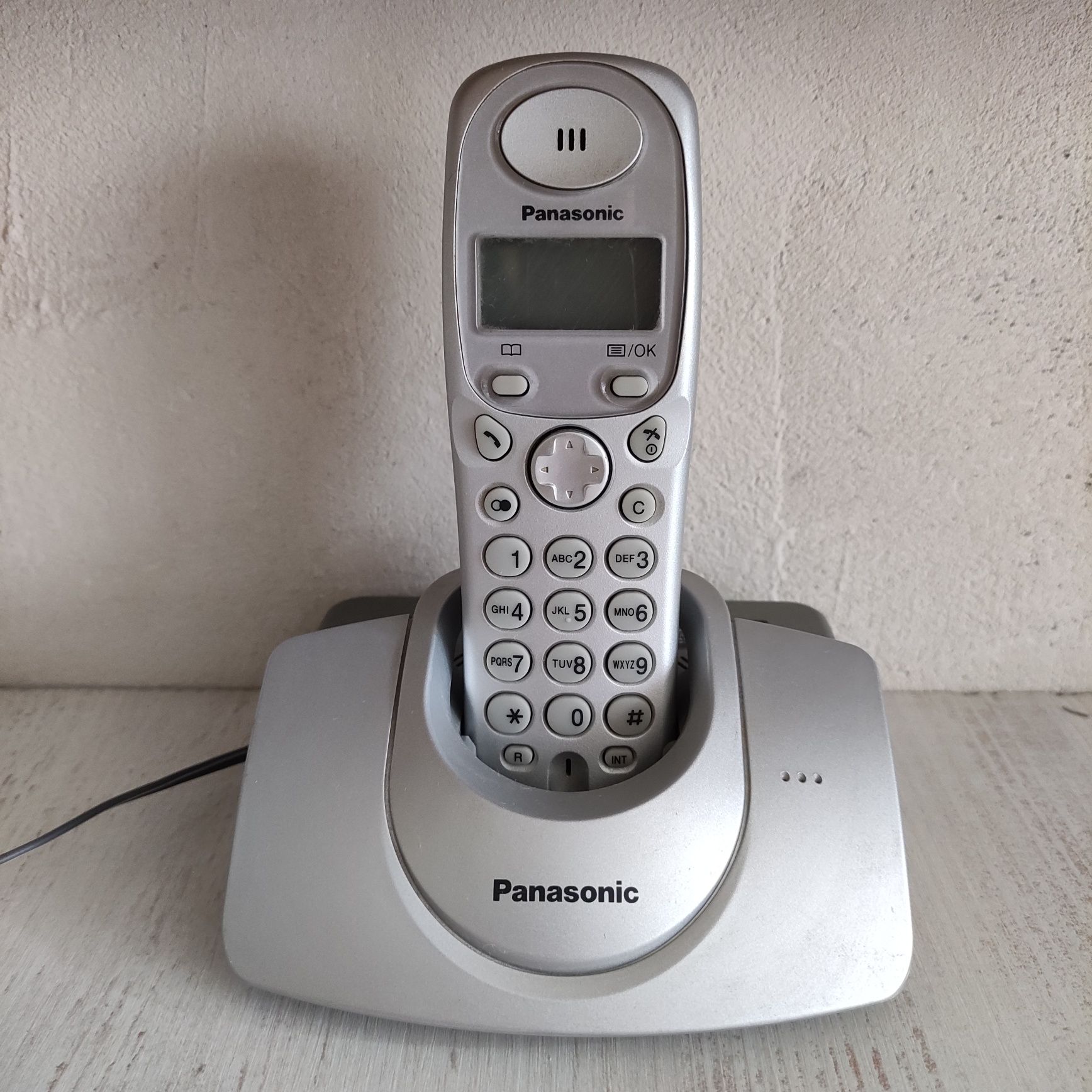 Цифровой беспроводной телефон Panasonic KH-TG1107UA радиотелефон