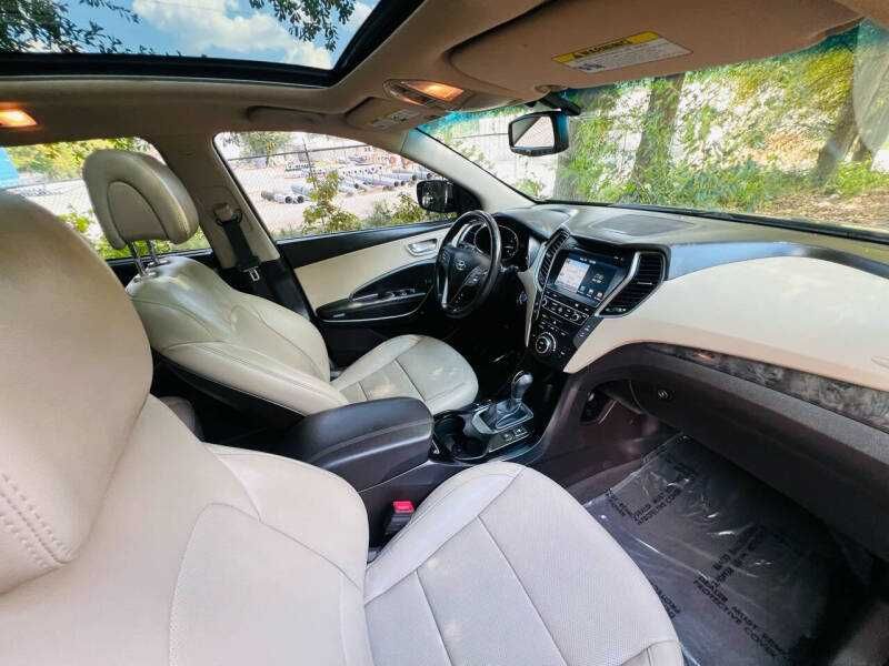 2017 Hyundai Santa Fe